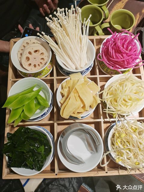 犟老頭火鍋合作社·盤龍店 邢臺(tái)正餐服務(wù)的新銳探索者